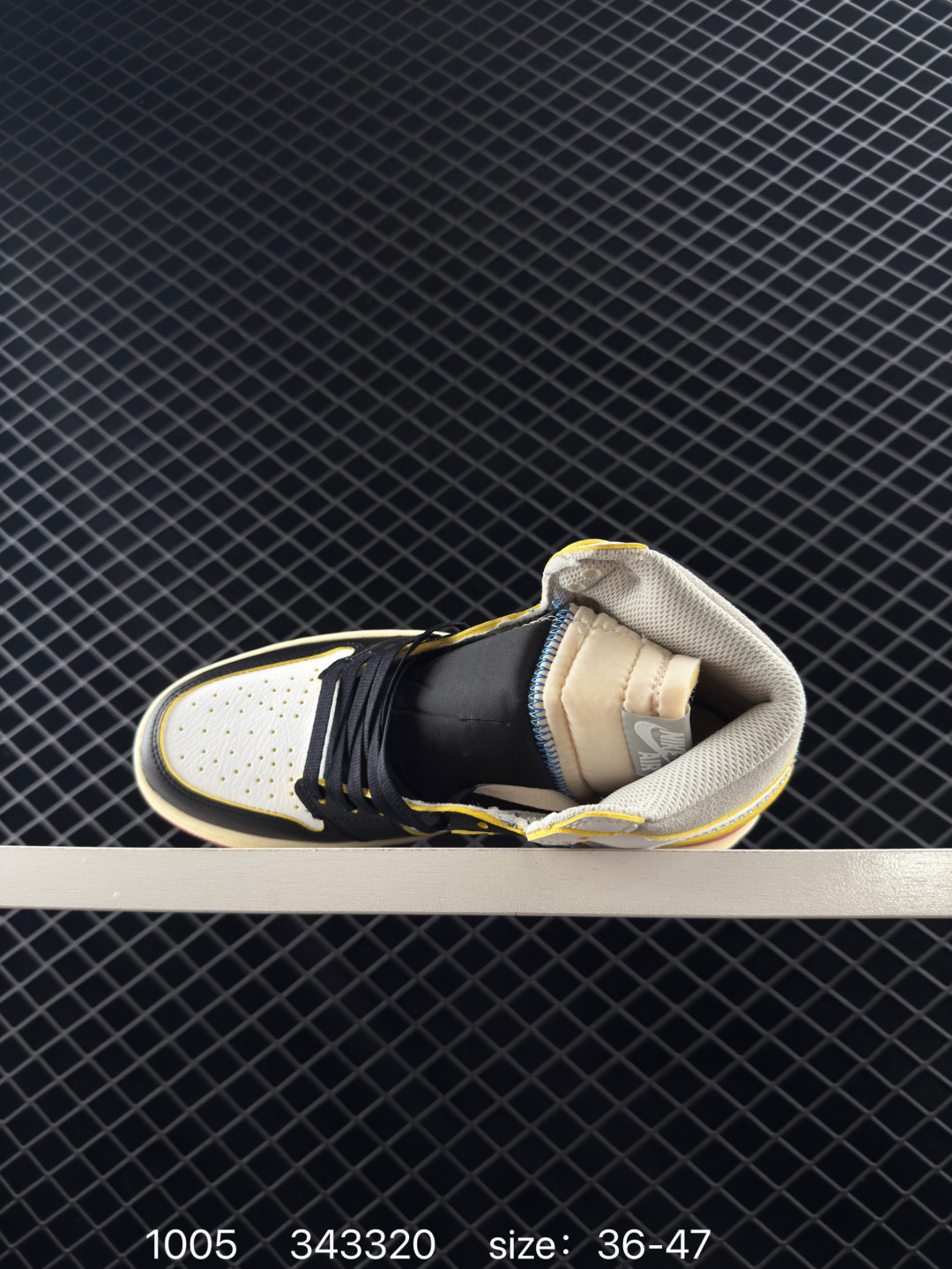 Nike Air Jordan 1 Retro Mid